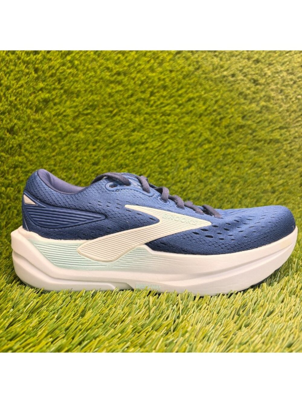 Brooks Ghost Max 3 Womens Size 7 Blue White Athletic Running Shoes Sneakers